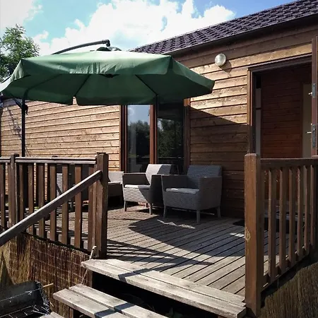 Domek Goscinny Luna I Feriehus *